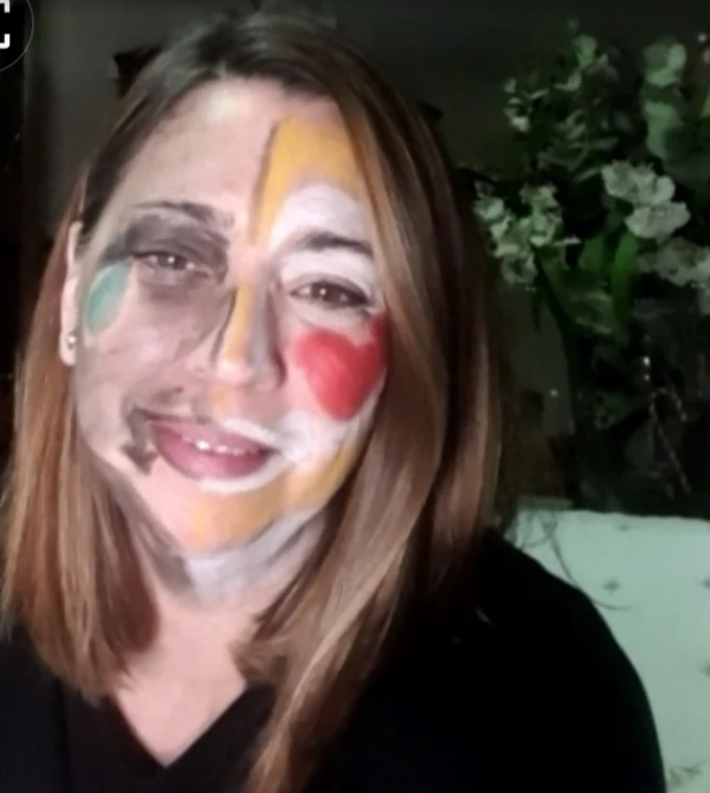 imagen de Carmen con trabajo de arteterapia maquillaje